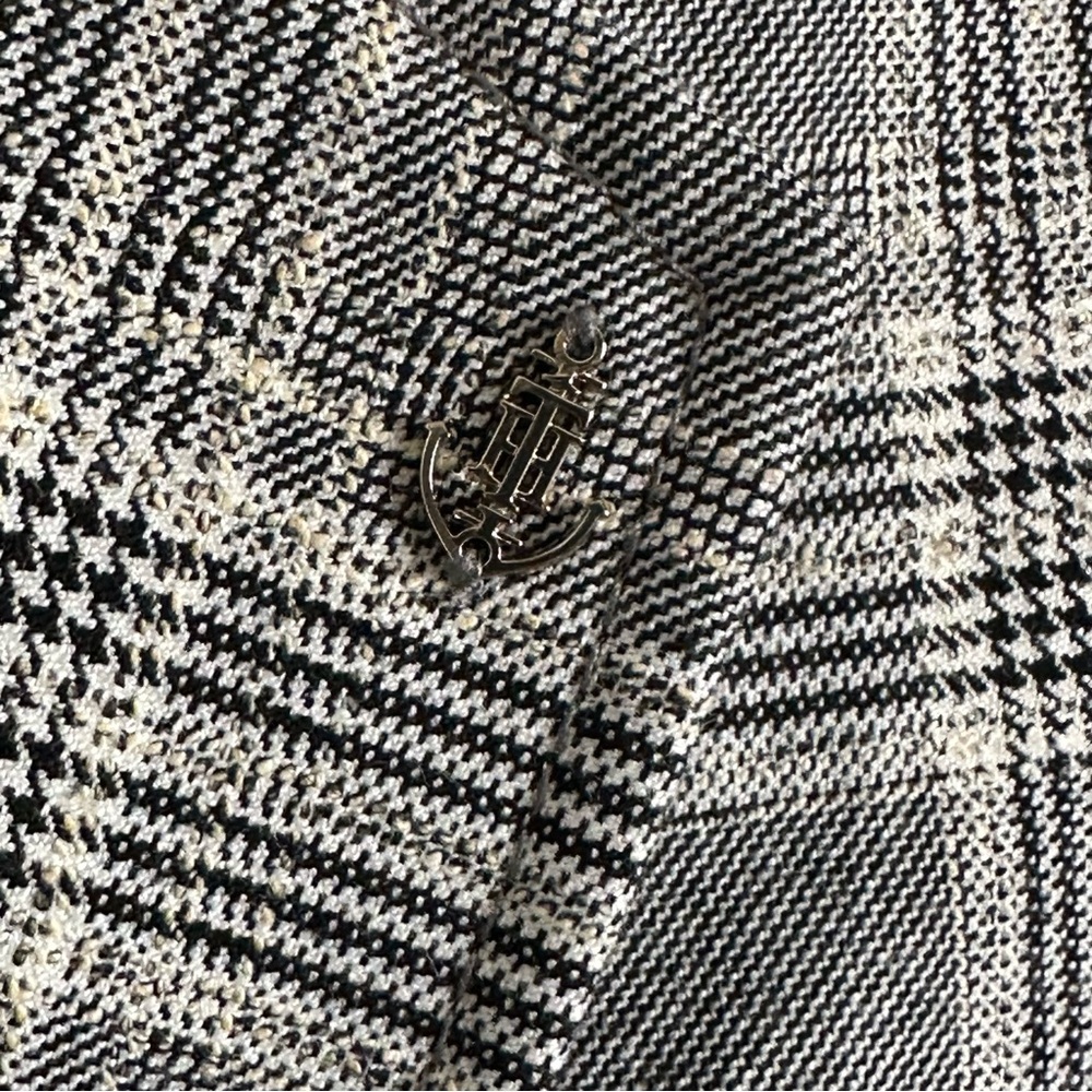 Tommy Hilfiger Black Ivory Large Plaid Classic 2 Botton Suit Blazer NWOT, Size 6 - Picture 2 of 9